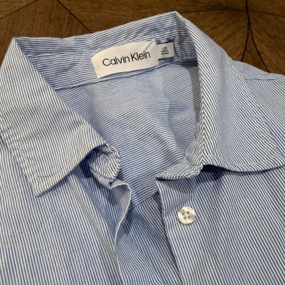 Clavin Klein Men's Dress Shirt